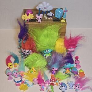 39 Pc Trolls Mini Figures Toys Accessories Poppy Branch Viva Cloud Guy Diamond